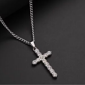 Elegant Silver Cross Pendant Necklace Unisex - New